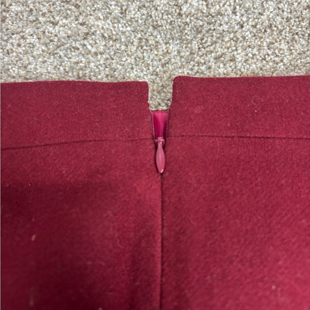 Ann Taylor LOFT Burgundy Maroon Skirt Size 2 Lined Zippers Front - Picture 10 of 13
